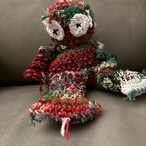 Scrapkins Crochet Doll, Christmas colors